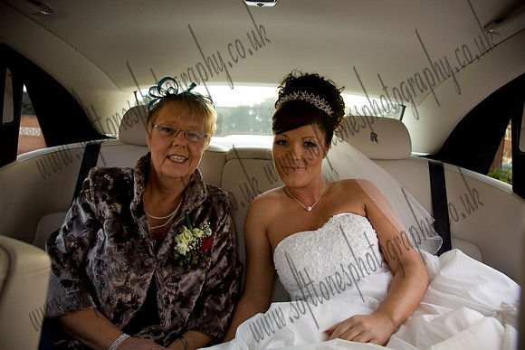 Nikki & Ian's Wedding Photogaphs Near Warwickshire