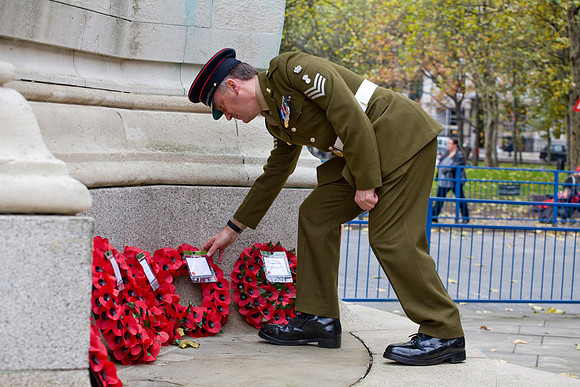 London Euston Remembrance Service Photograph 006