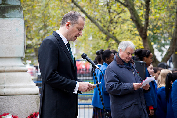 London Euston Remembrance Service Photograph 027