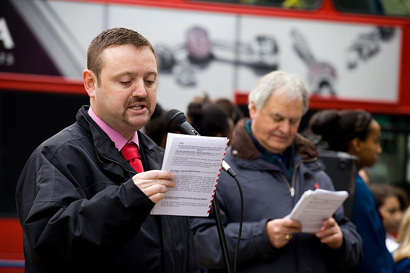 London Euston Remembrance Service Photograph 083