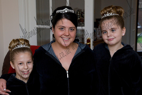 Nikki & Ian's Wedding Photogaphs Near Warwickshire