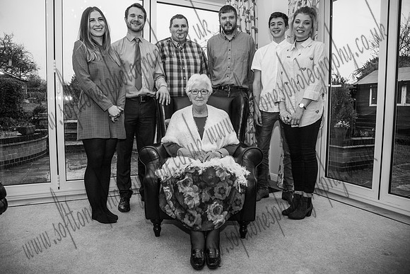 Pete's Family-18