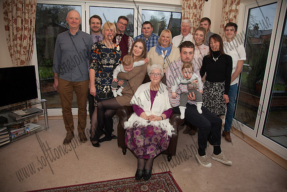 Pete's Family-24