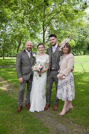 210618370Jessica and Tom