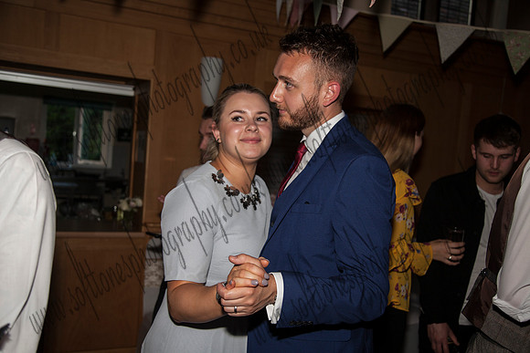 210618639Jessica and Tom