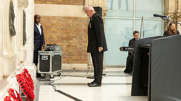 Liverpool Street Station 23-08