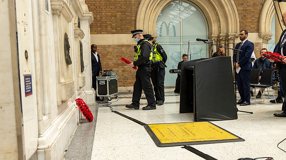 Liverpool Street Station 23-20