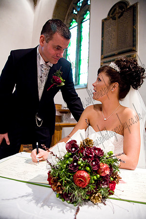 Nikki & Ian's Wedding Photogaphs Near Warwickshire