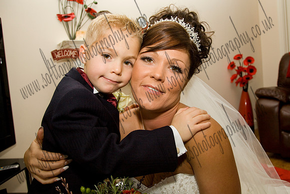 Nikki & Ian's Wedding Photogaphs Near Warwickshire