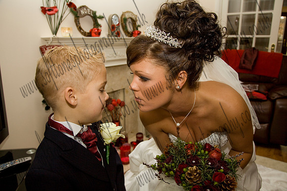 Nikki & Ian's Wedding Photogaphs Near Warwickshire