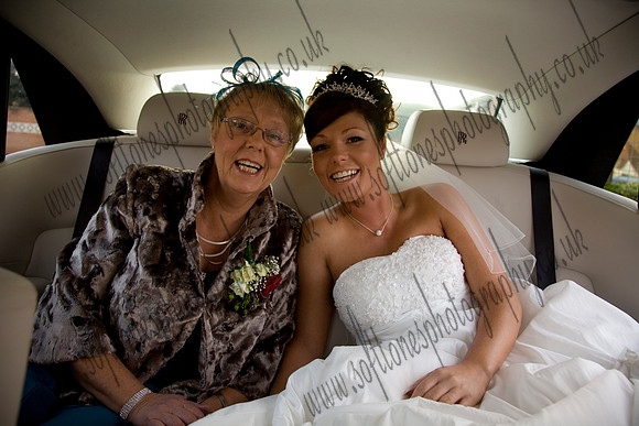 Nikki & Ian's Wedding Photogaphs Near Warwickshire