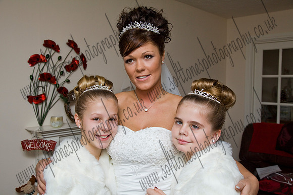 Nikki & Ian's Wedding Photogaphs Near Warwickshire