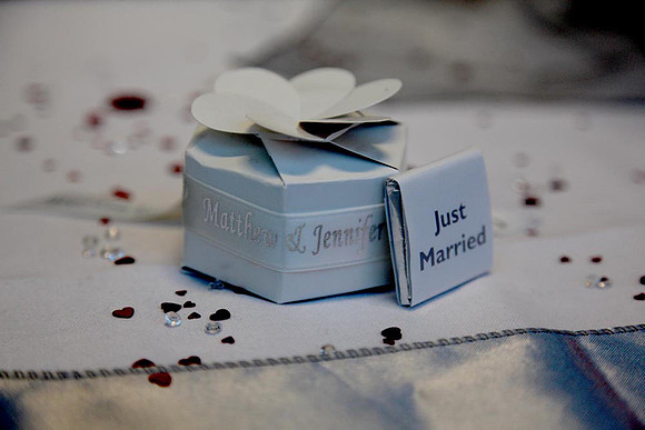Wedding Favour Box and Chocolate