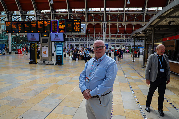 London-050825--201