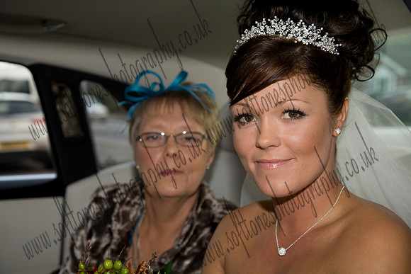 Nikki & Ian's Wedding Photogaphs Near Warwickshire