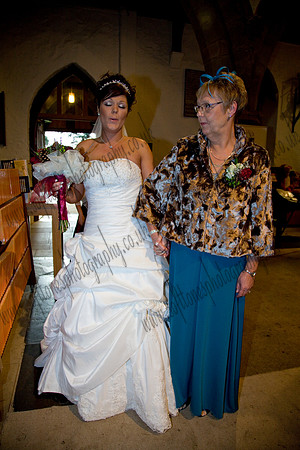 Nikki & Ian's Wedding Photogaphs Near Warwickshire